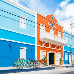 Bed & Bike Curacao ウィレムスタッド